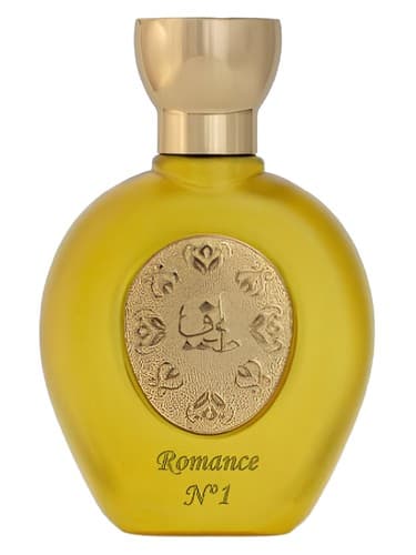 Romance N°1 – A Luminous Floral Embrace