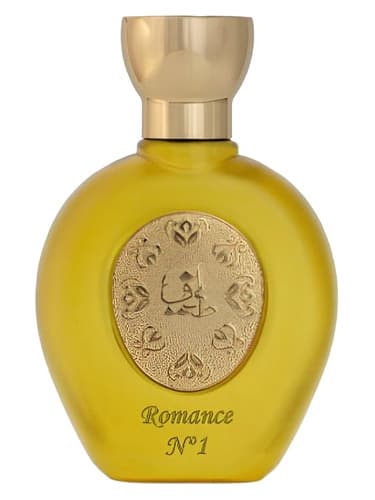Romance N°1 – A Luminous Floral Embrace
